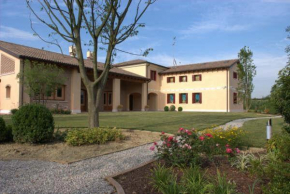  Agriturismo alle Rose  Массанцаго Ка Бальони